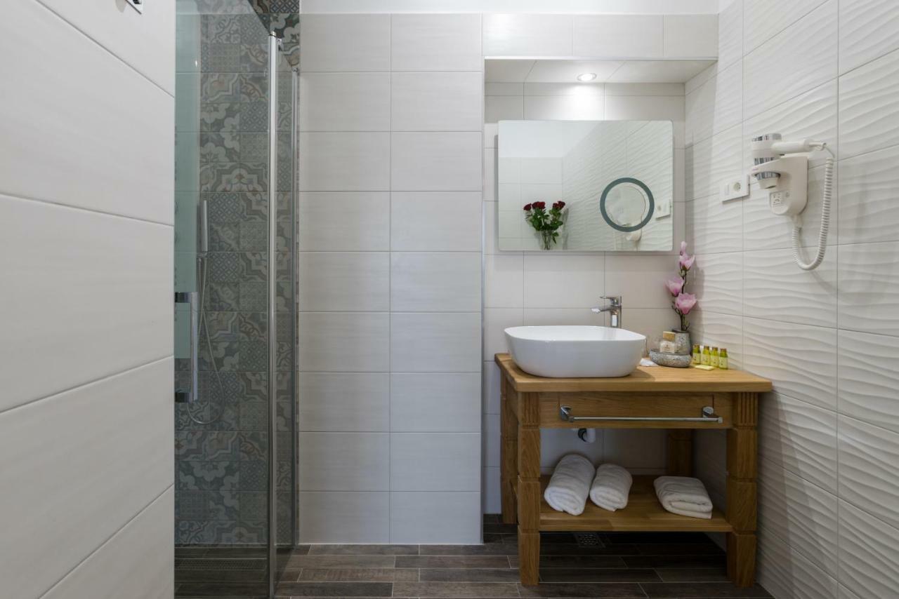 سبليت Id Regal Residence المظهر الخارجي الصورة