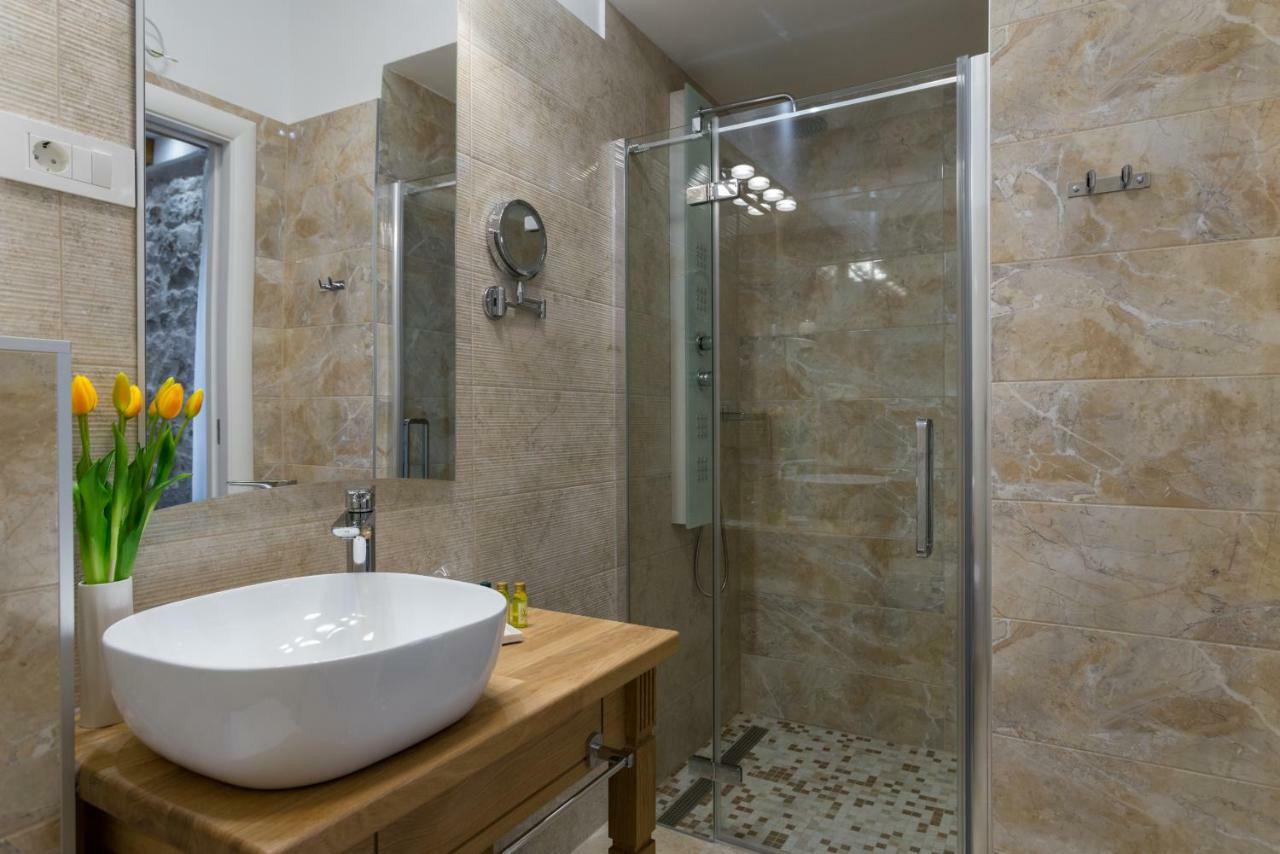 سبليت Id Regal Residence المظهر الخارجي الصورة