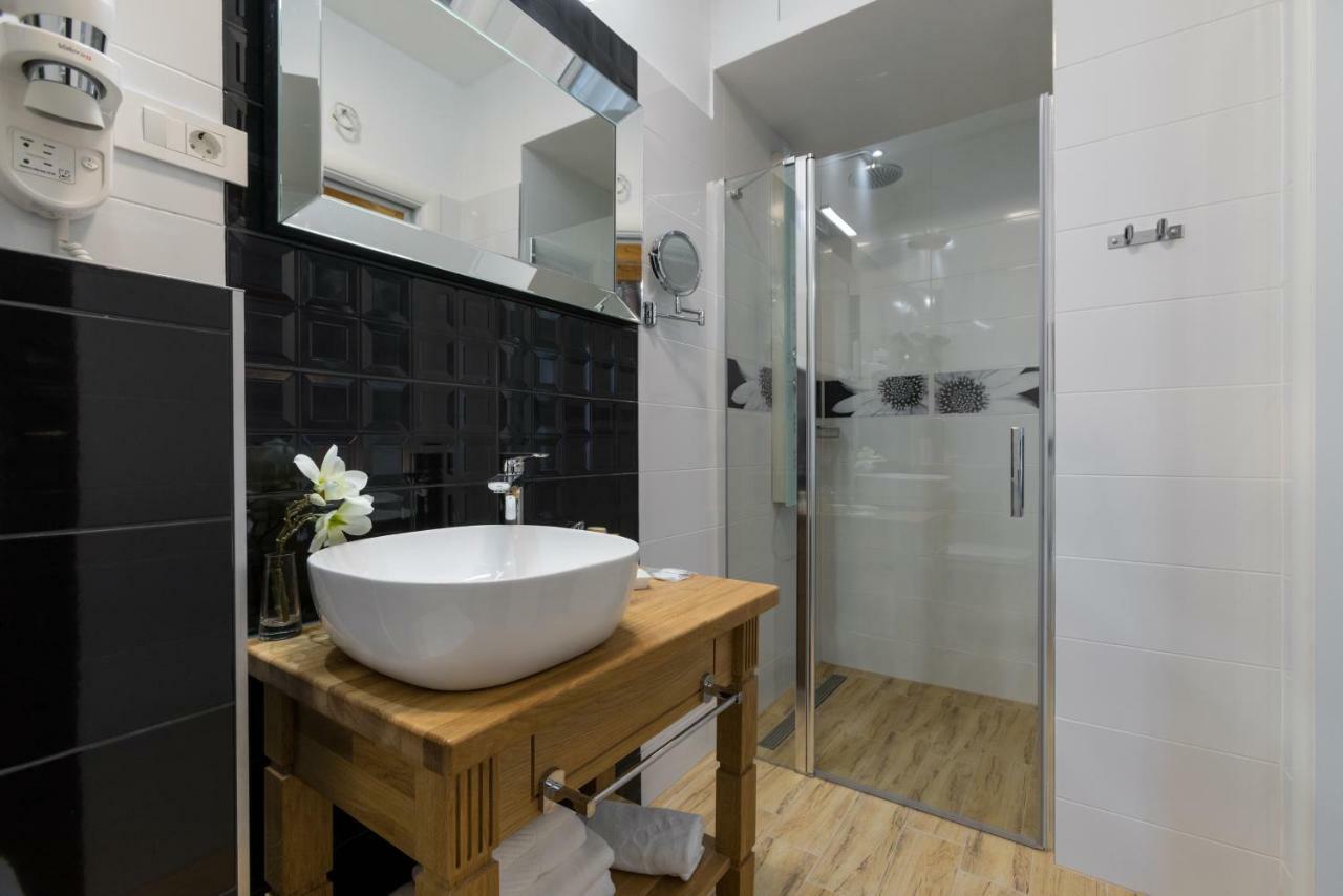 سبليت Id Regal Residence المظهر الخارجي الصورة